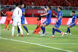 跌跌撞撞！韩国本届亚洲杯90分钟只赢了一场，半决赛爆冷输球